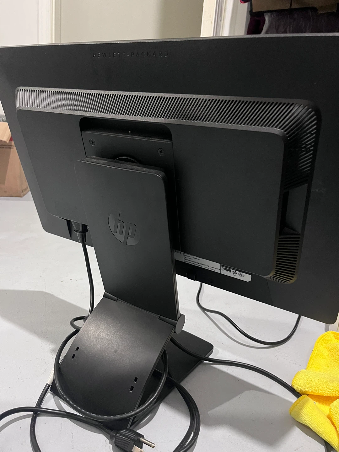 HP EliteDisplay E221 Monitor - photo 3