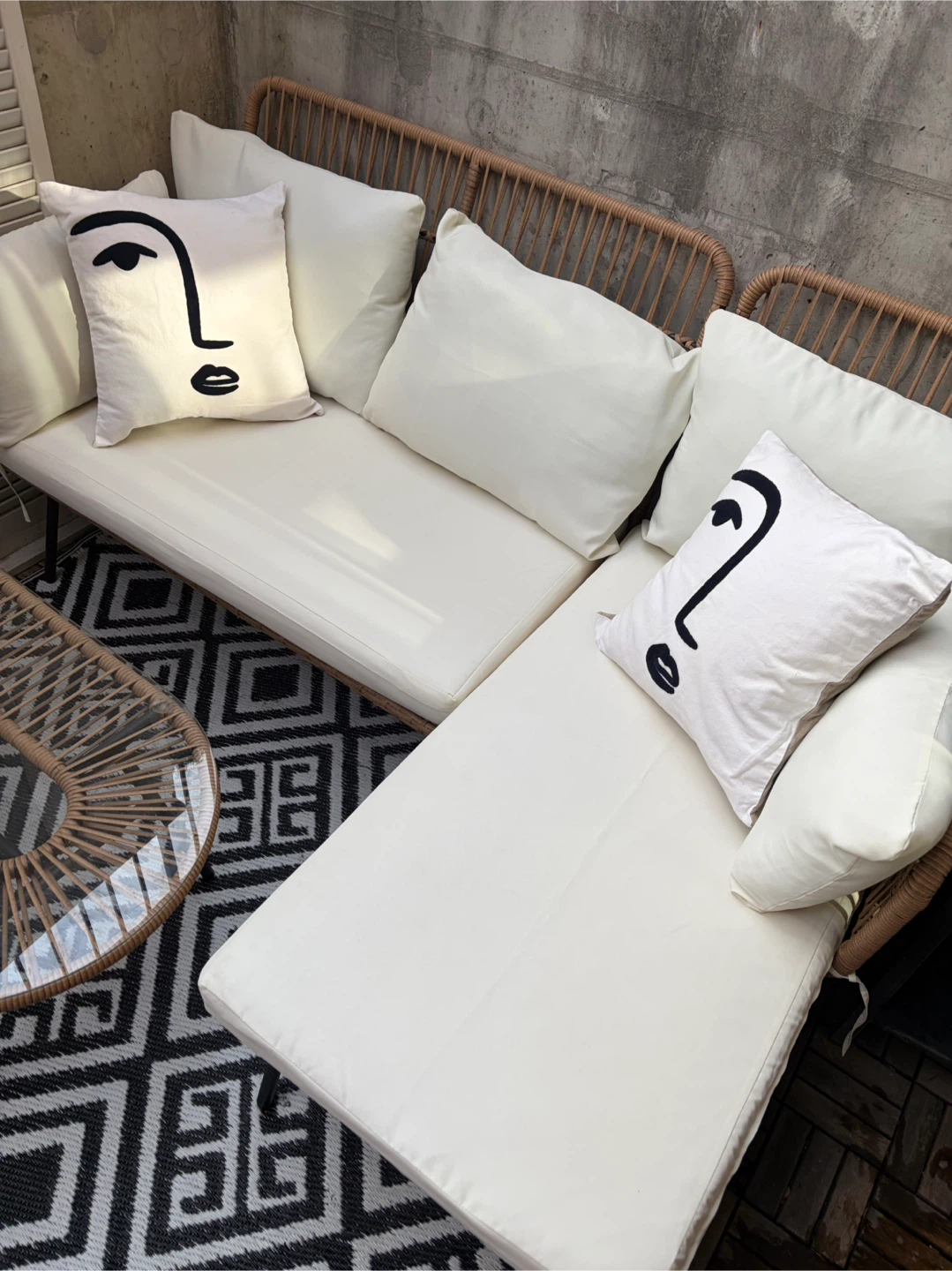 4 Person Patio Conversation Set with Cream Cushions - photo 2