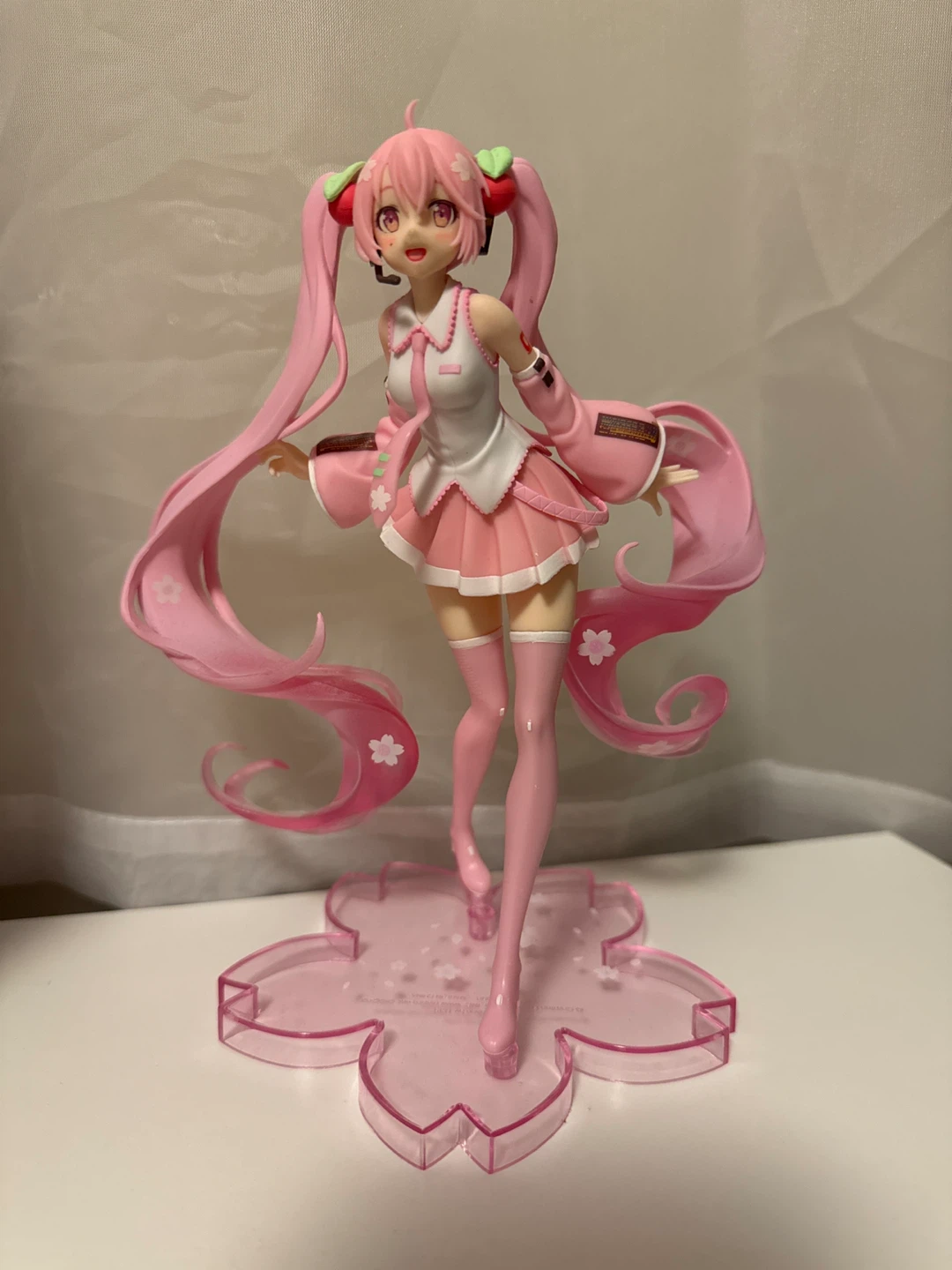 Hatsune Miku Cherry Blossom Figure