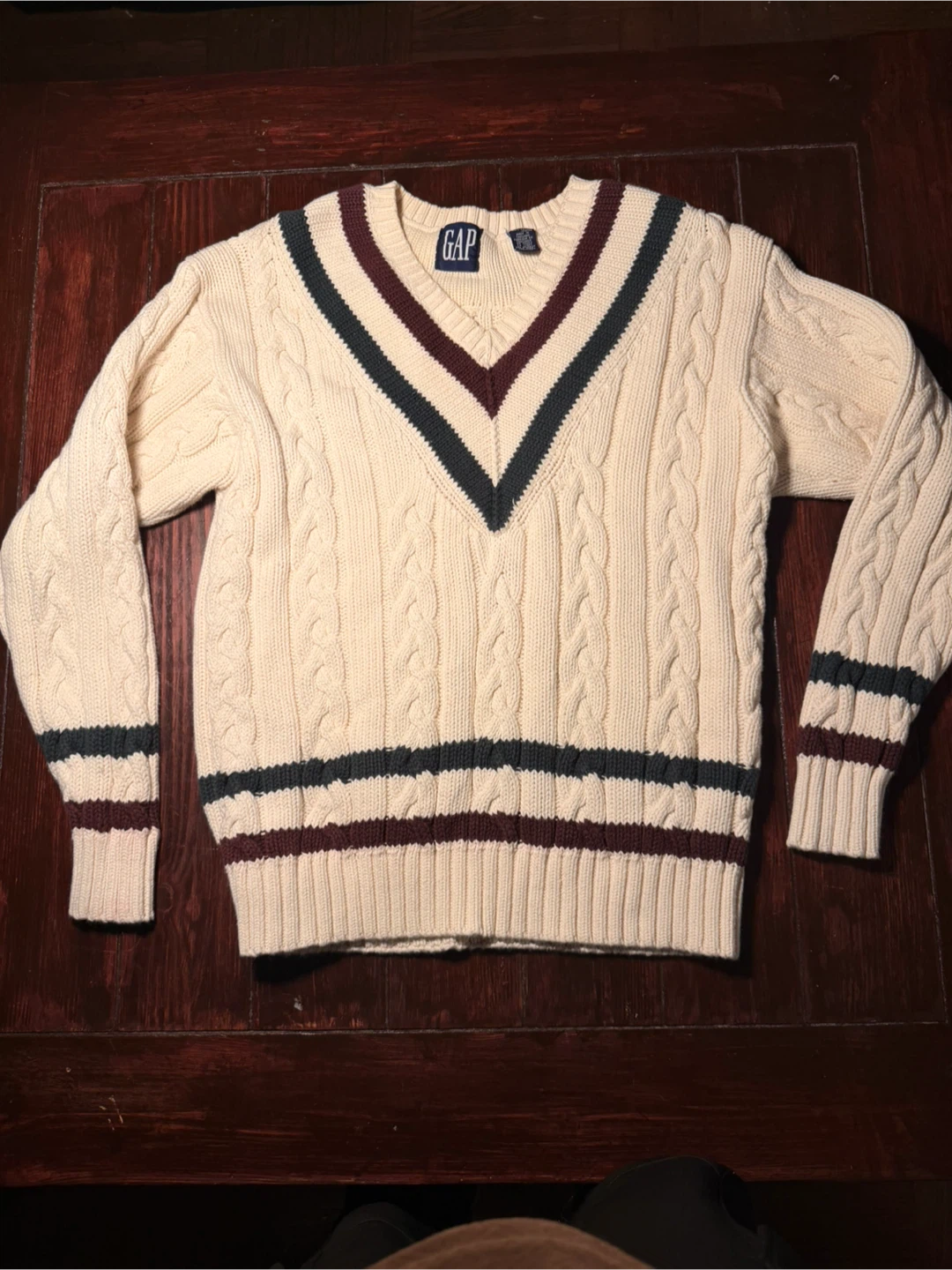 GAP Cream Cable Knit V-Neck Sweater
