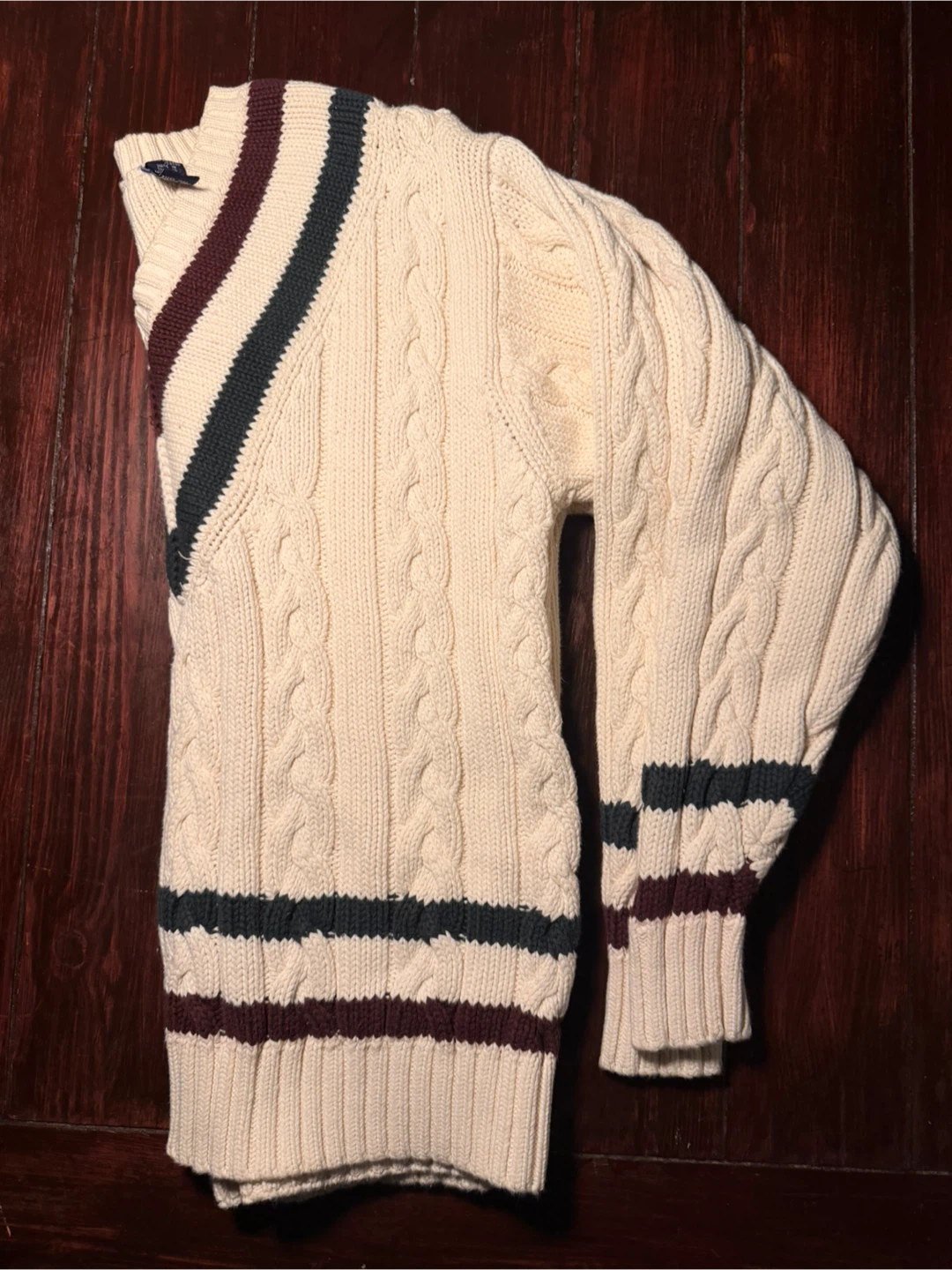 GAP Cream Cable Knit V-Neck Sweater - photo 5