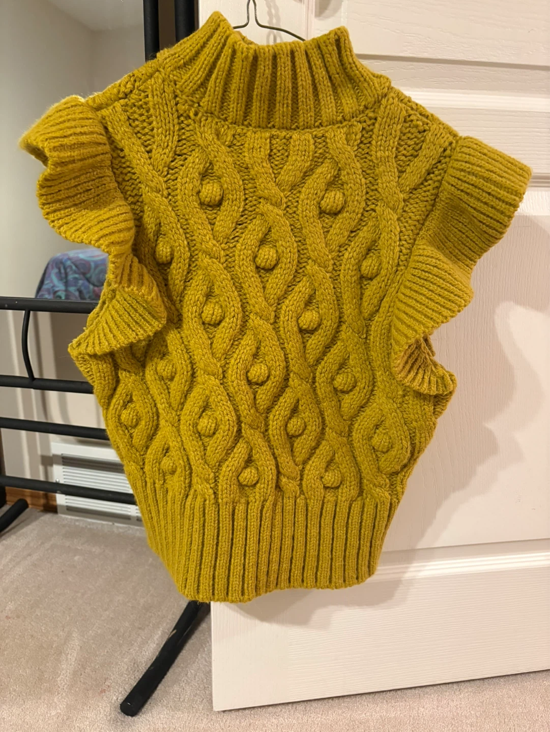 Zara Cable Knit Ruffle Sleeveless Sweater - photo 2