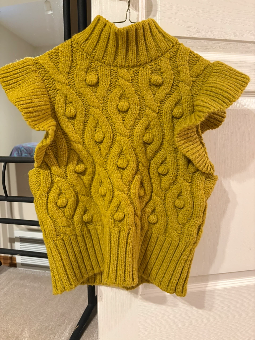 Zara Cable Knit Ruffle Sleeveless Sweater