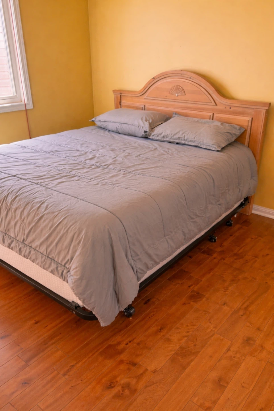 Queen Bed Frame with headboard & Box Spring - photo 2