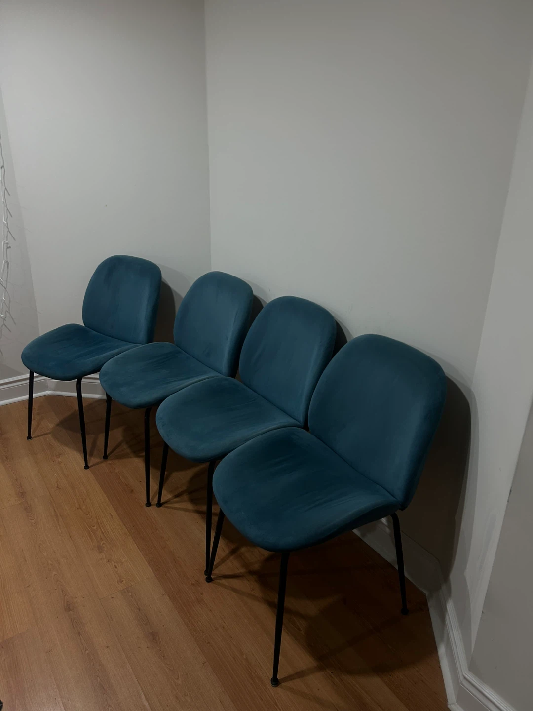 Set of 4 Teal Velvet Chairs