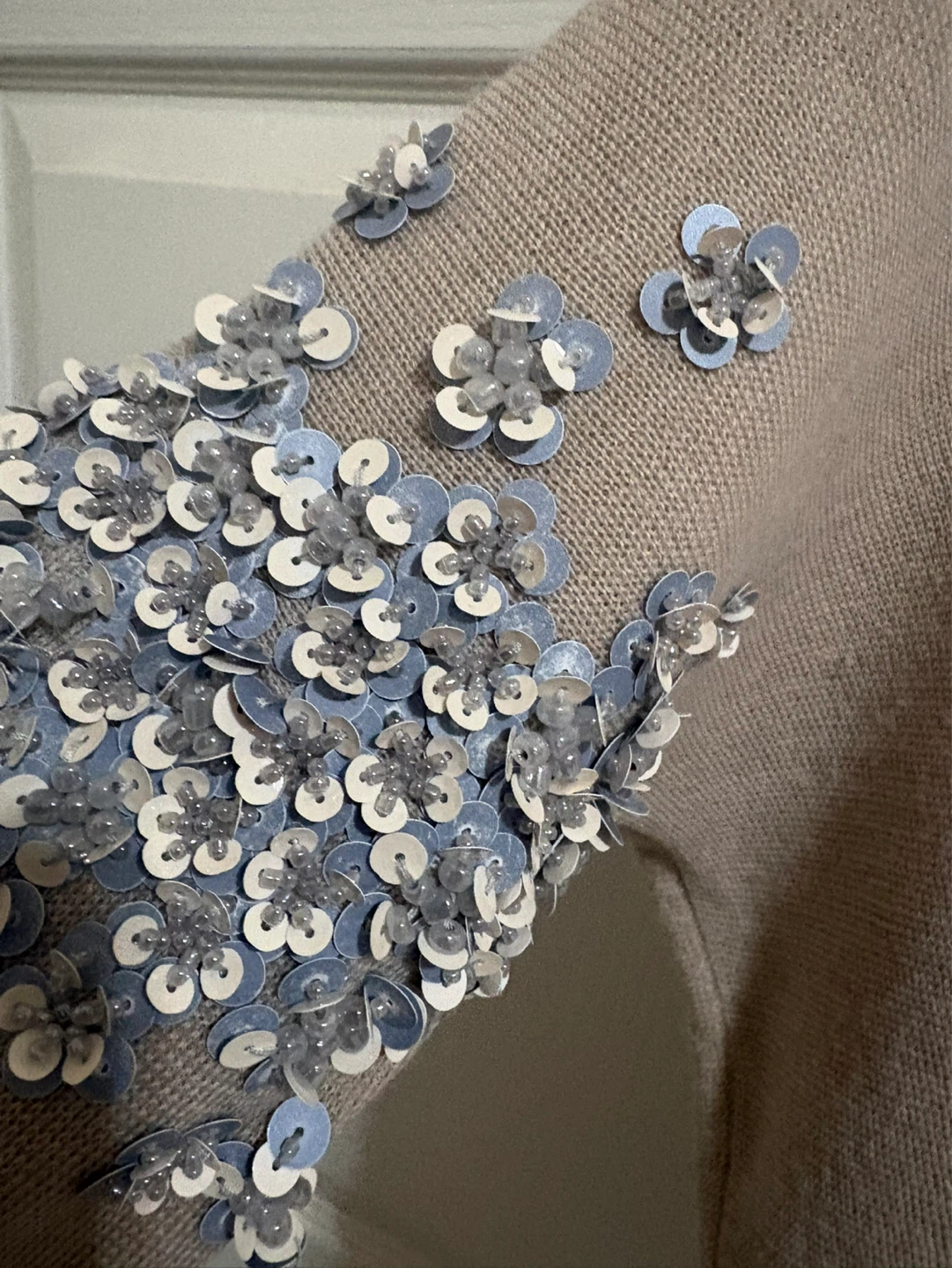 Beige Sweater with Flower Sequins - photo 4