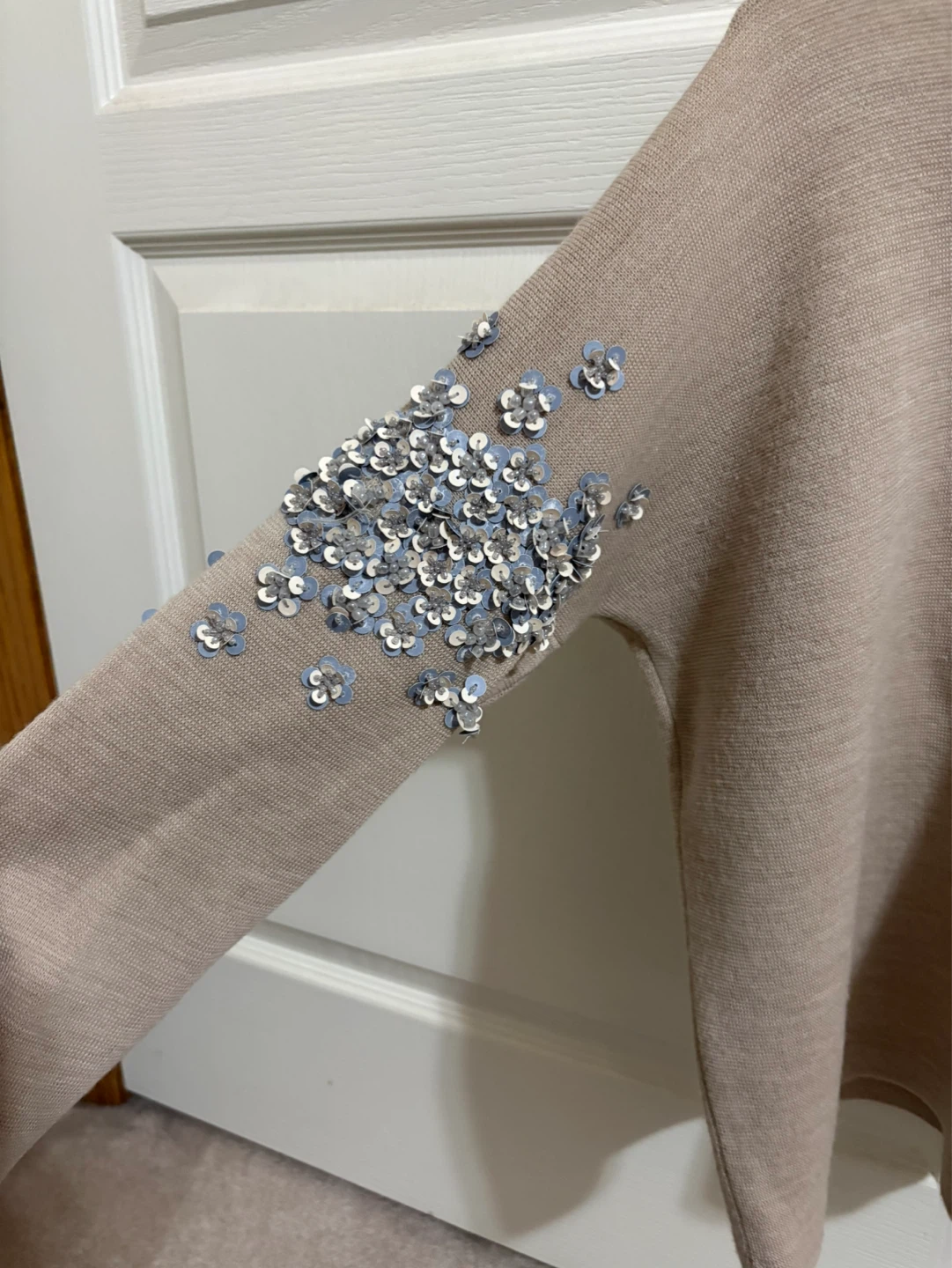 Beige Sweater with Flower Sequins - photo 3