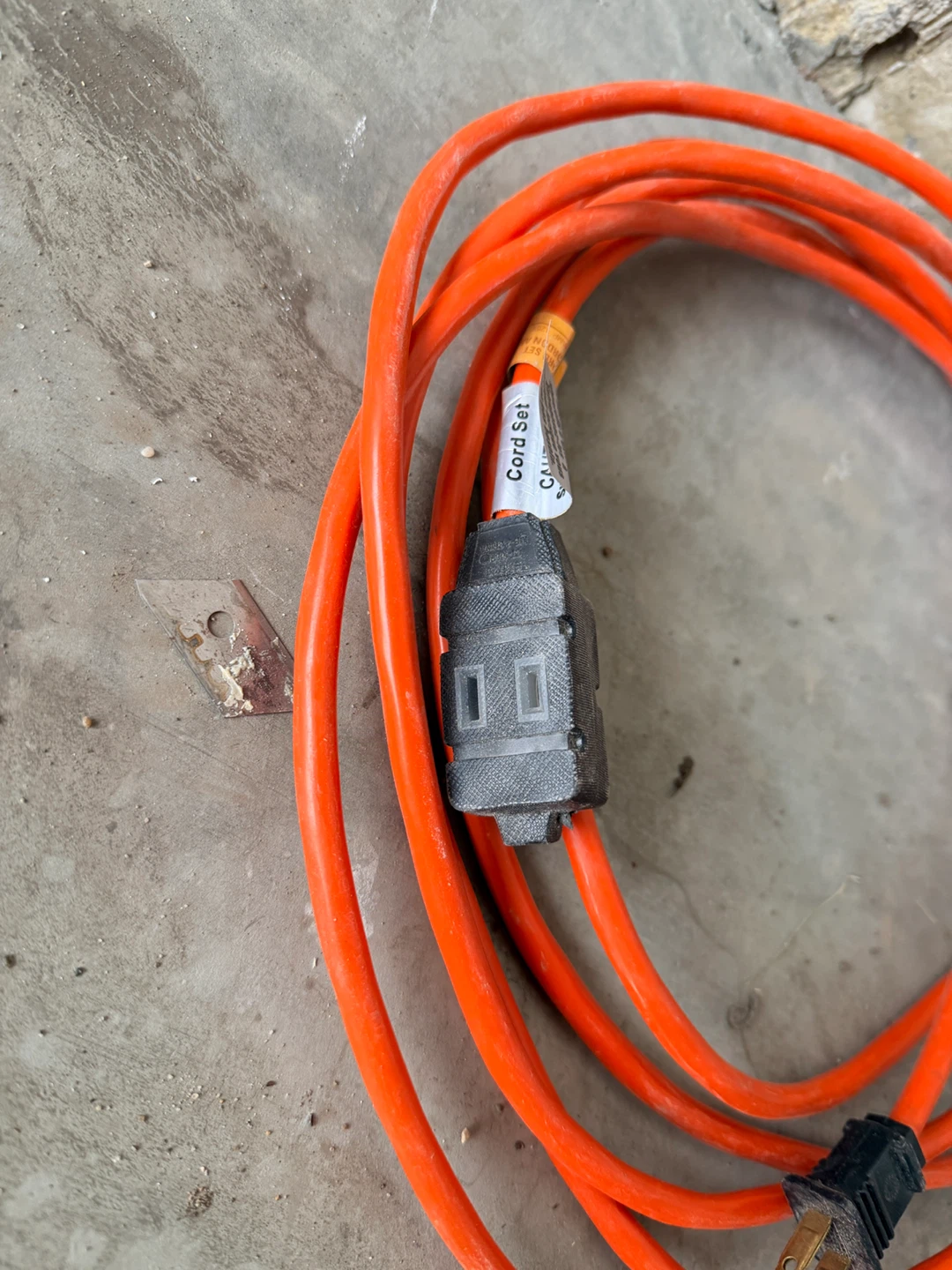 Extension Cords - 2 Orange, 1 Blue - photo 3