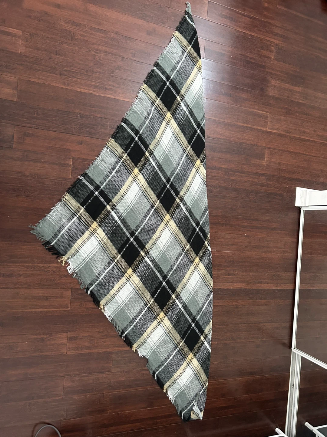 Grey Plaid Triangular Scarf