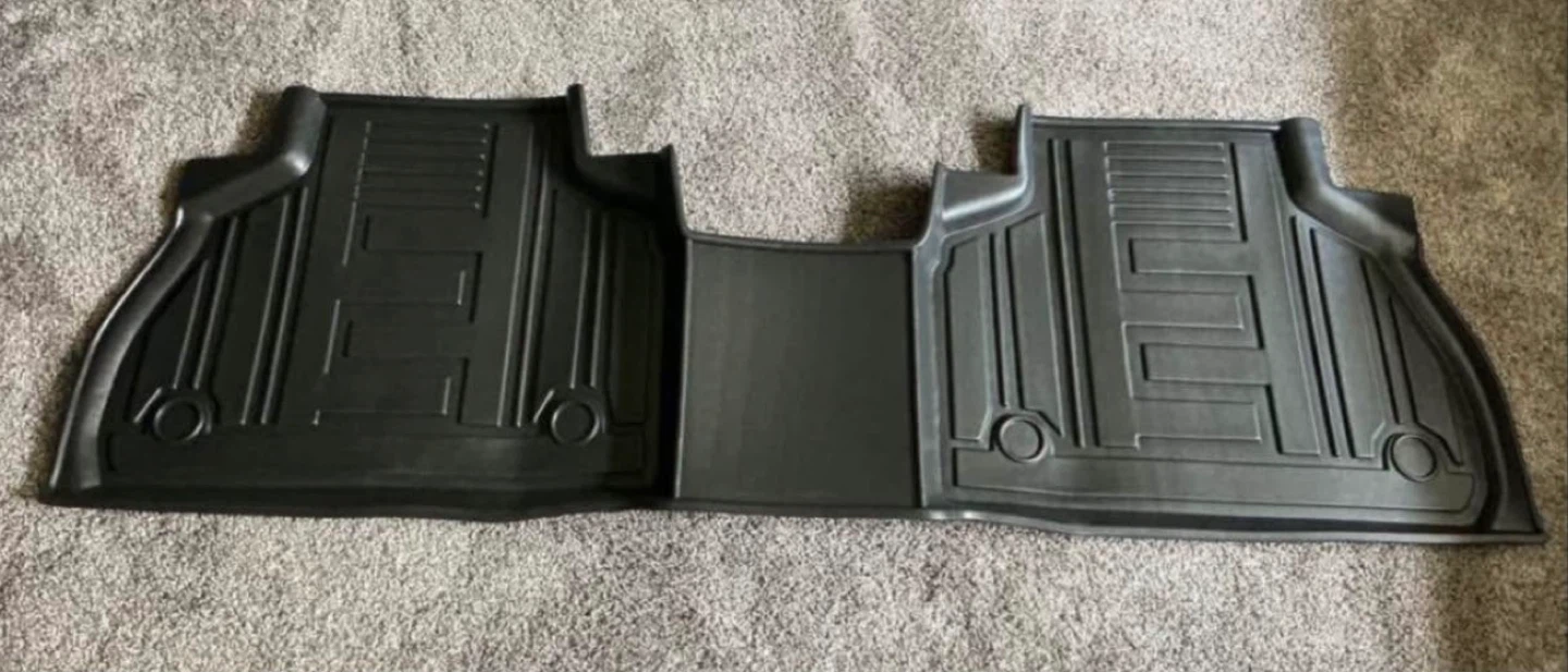 New in box BMW X7 7 Seat All Weather Floor Liners 2019-25 - photo 3