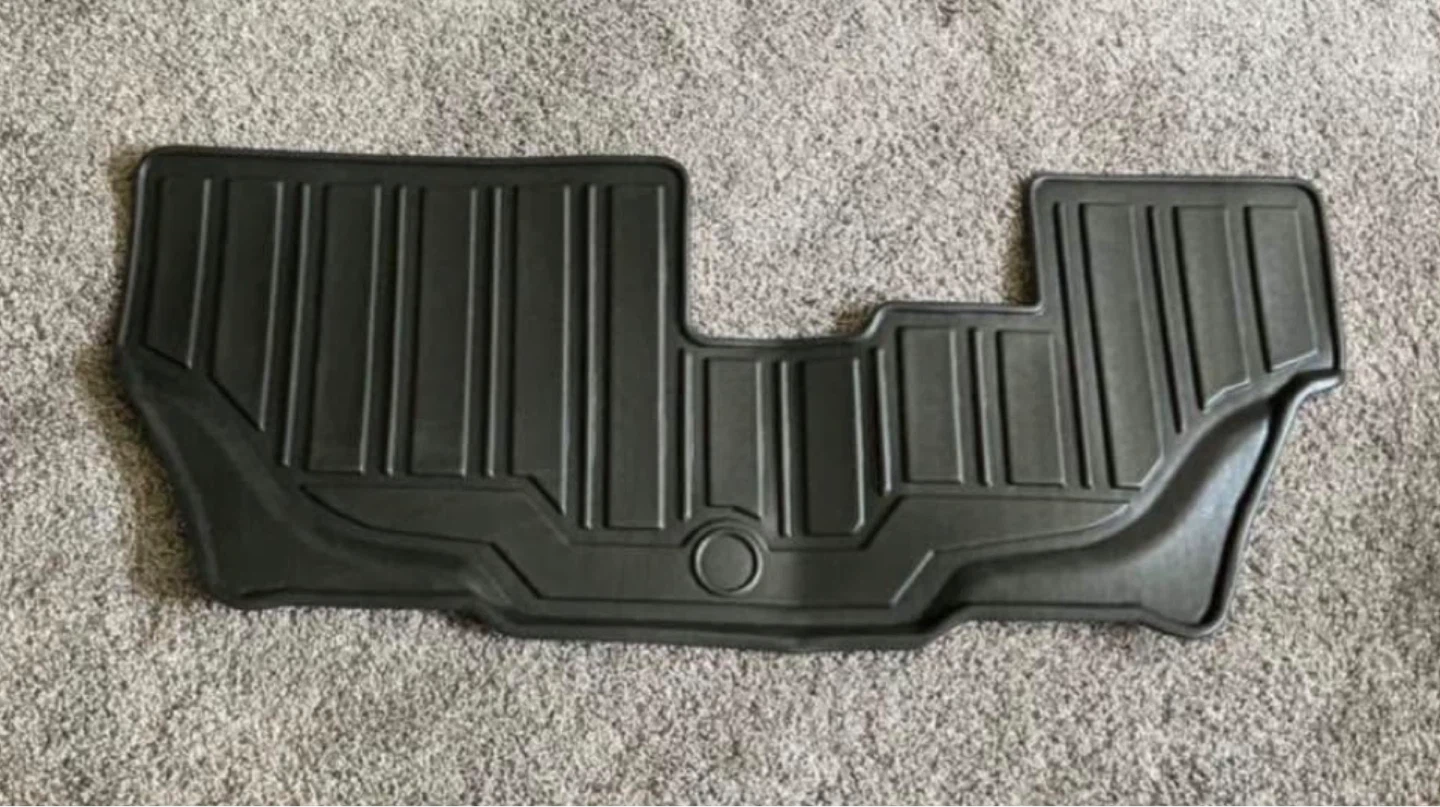 New in box BMW X7 7 Seat All Weather Floor Liners 2019-25 - photo 4