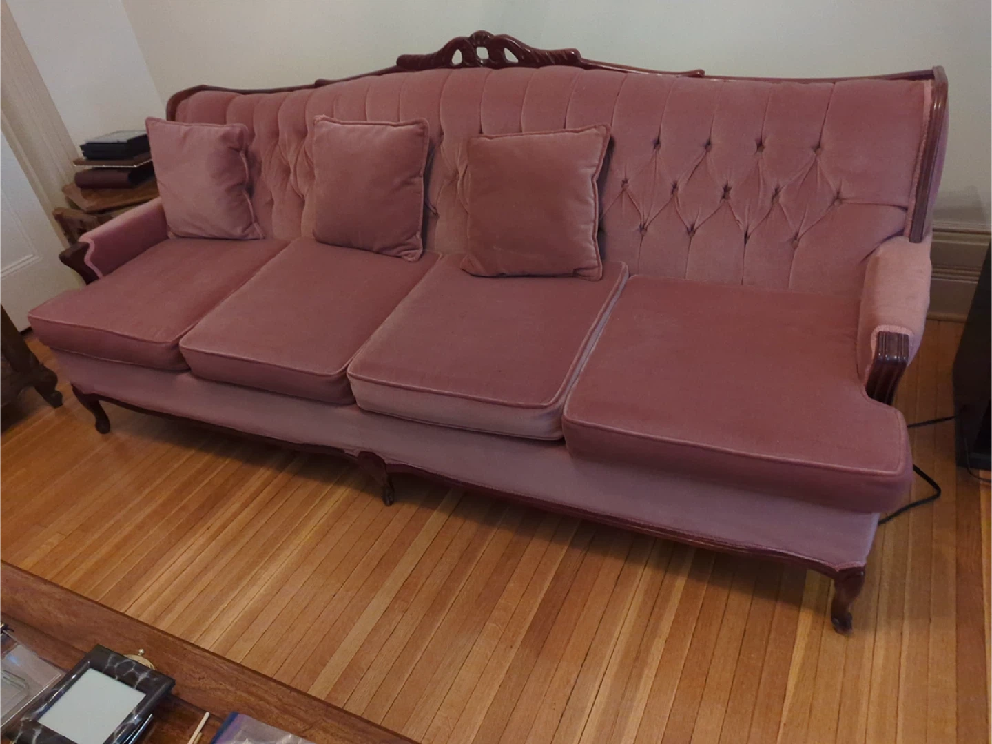 Vintage living room furniture set.