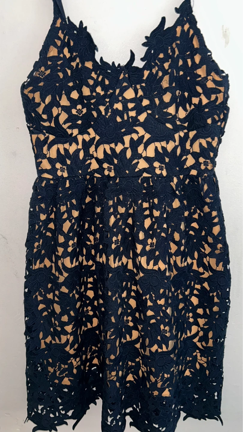 Vero Moda Black Lace Dress Size 42 - photo 3
