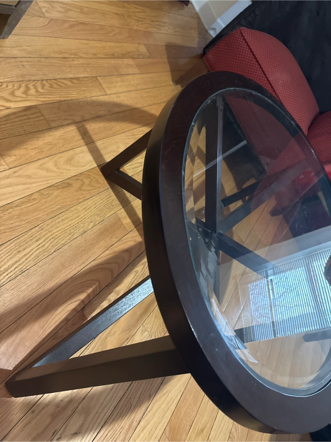 Glass and wood Coffee table . Garage pick up - photo 2