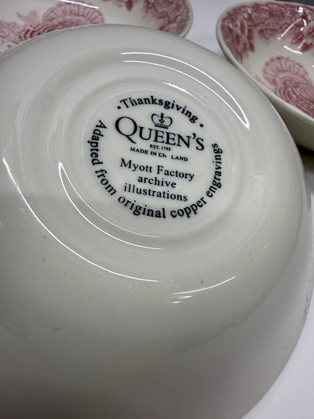 Queen's "Thanksgiving" Bowls - Set of 3 - photo 5