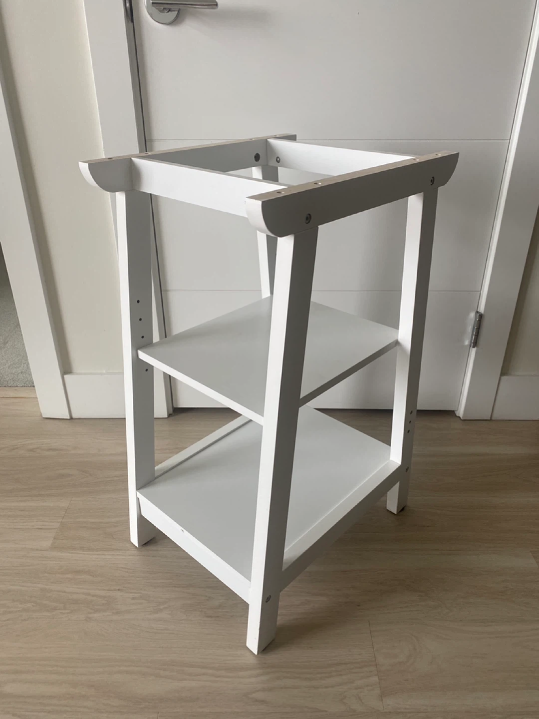 White 3-Tier Shelf Unit
