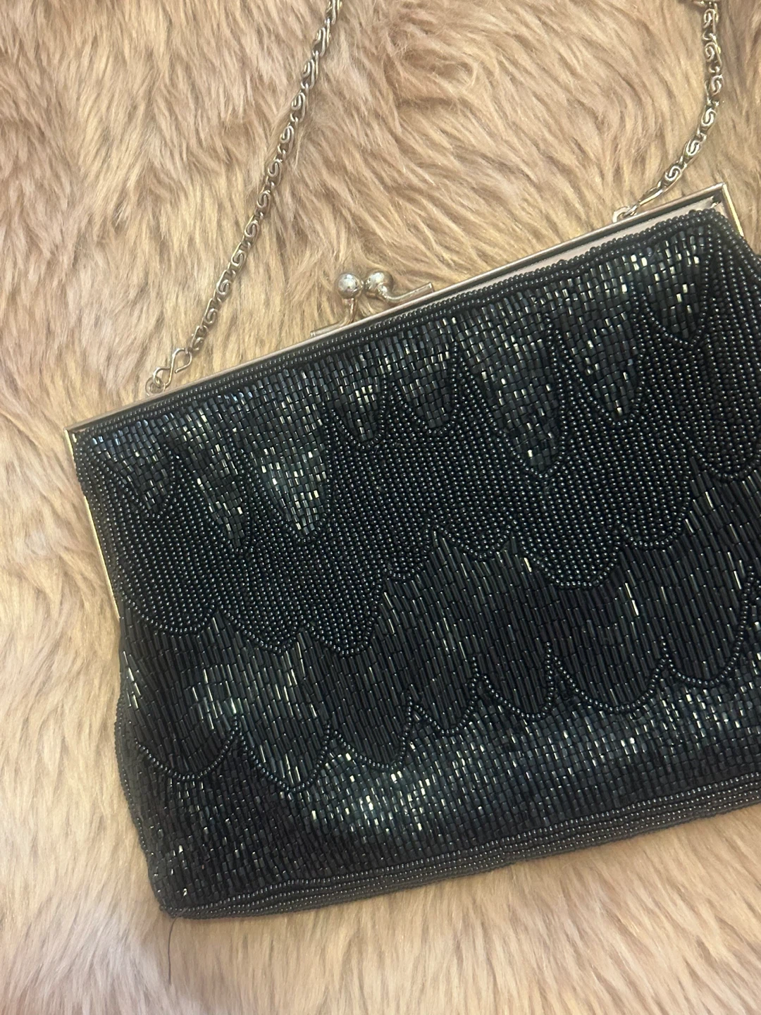 VINTAGE LA REGALE BLACK BEADED CLUTCH PURSE - photo 3