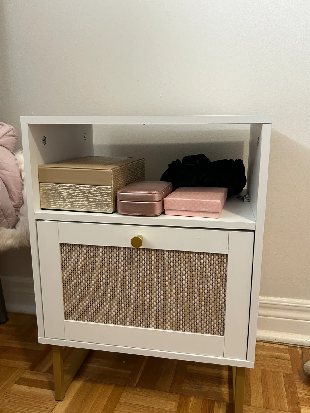 White Nightstand (2) - photo 2