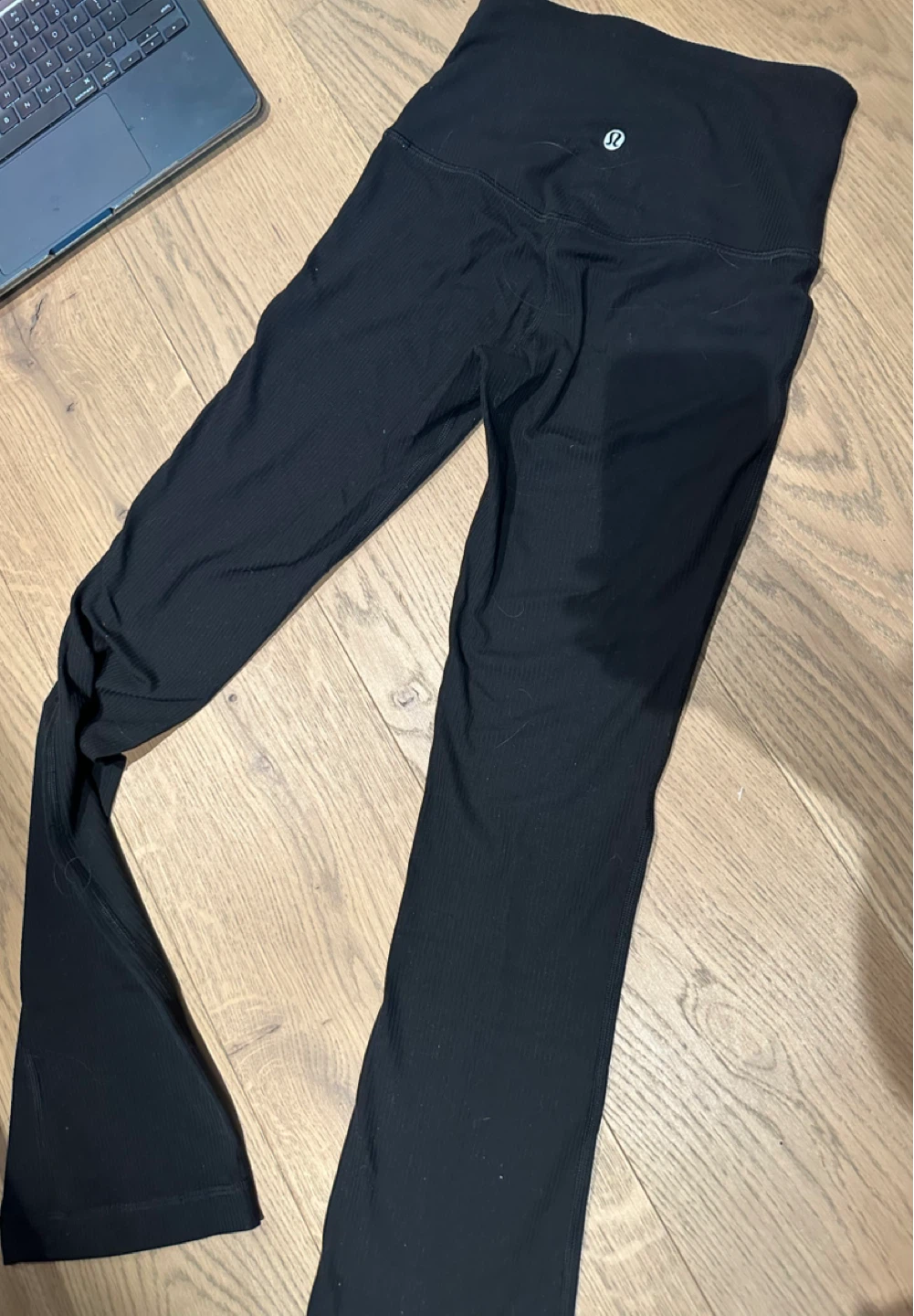 Lululemon Black Ribbed Flare Leggings/size 2 - photo 3