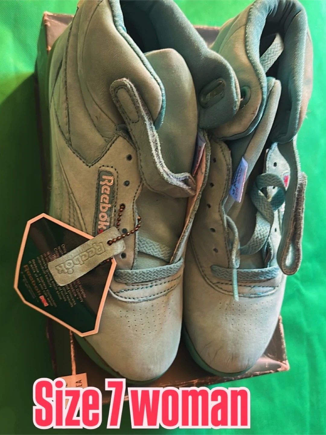 Vintage Reebok Women's Size 7 Sneakers
