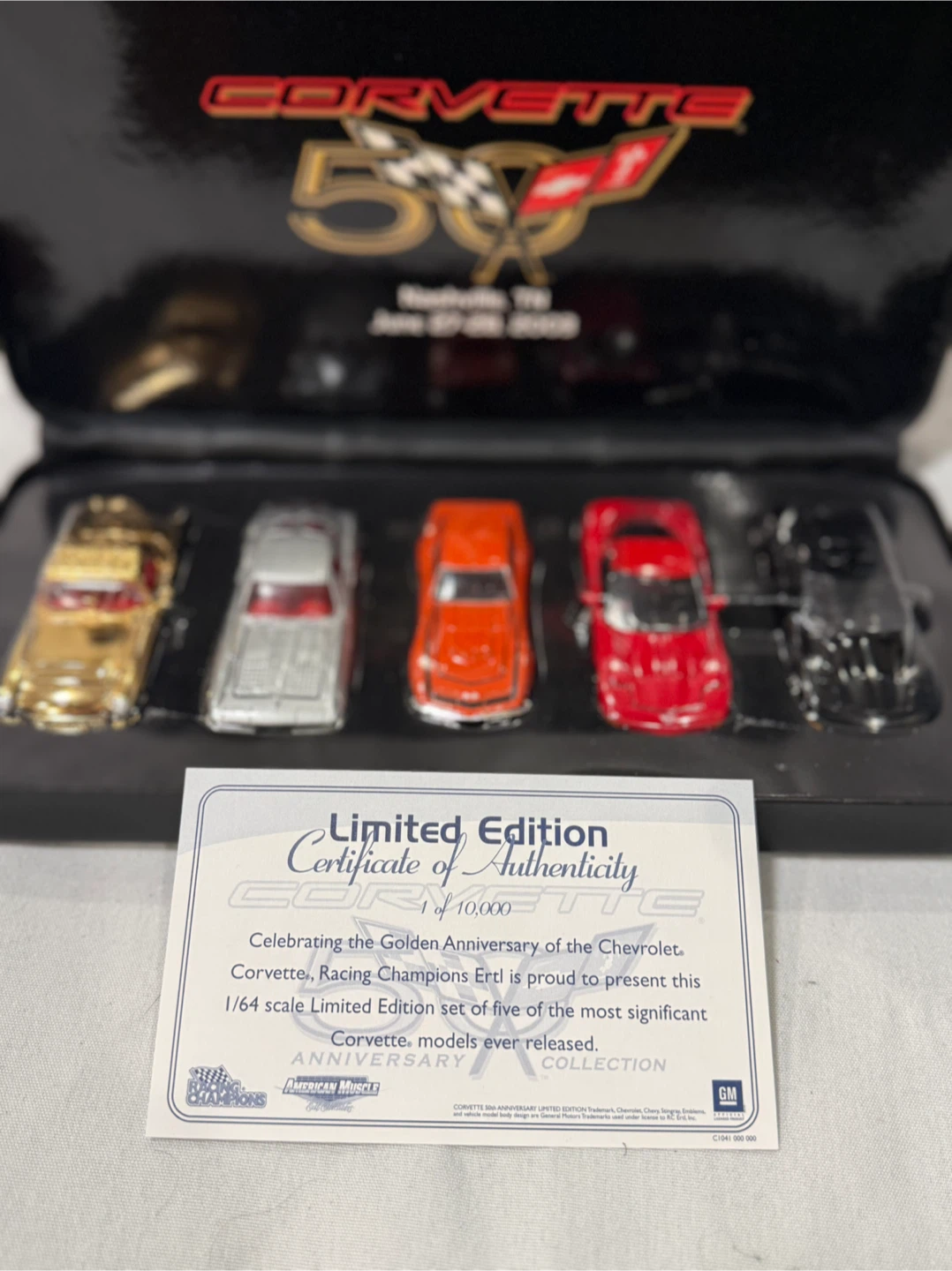 Corvette 50th Anniversary Limited Edition 1/64 - photo 4