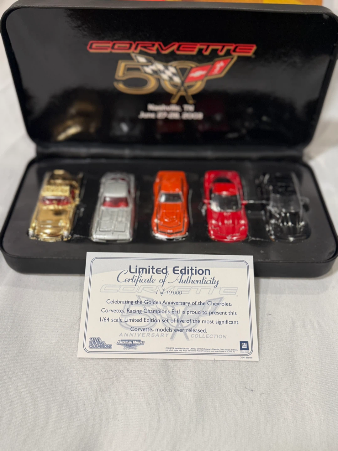Corvette 50th Anniversary Limited Edition 1/64 - photo 3