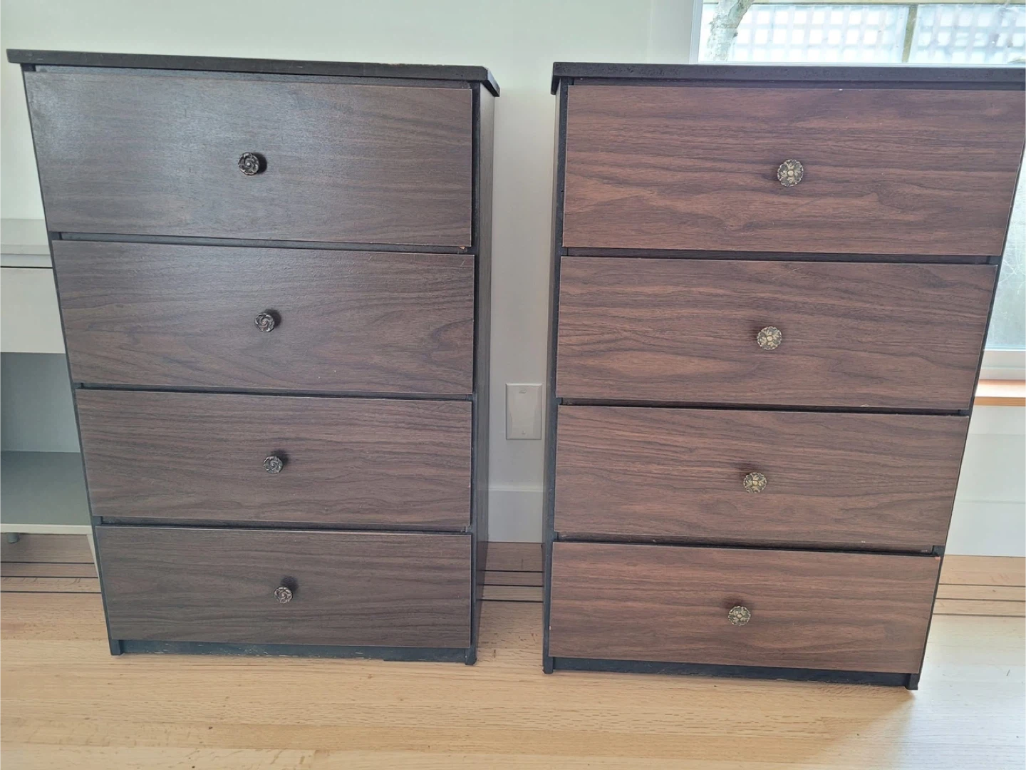 Set of 2 Dark Wood Dressers with 3 Drawers Each