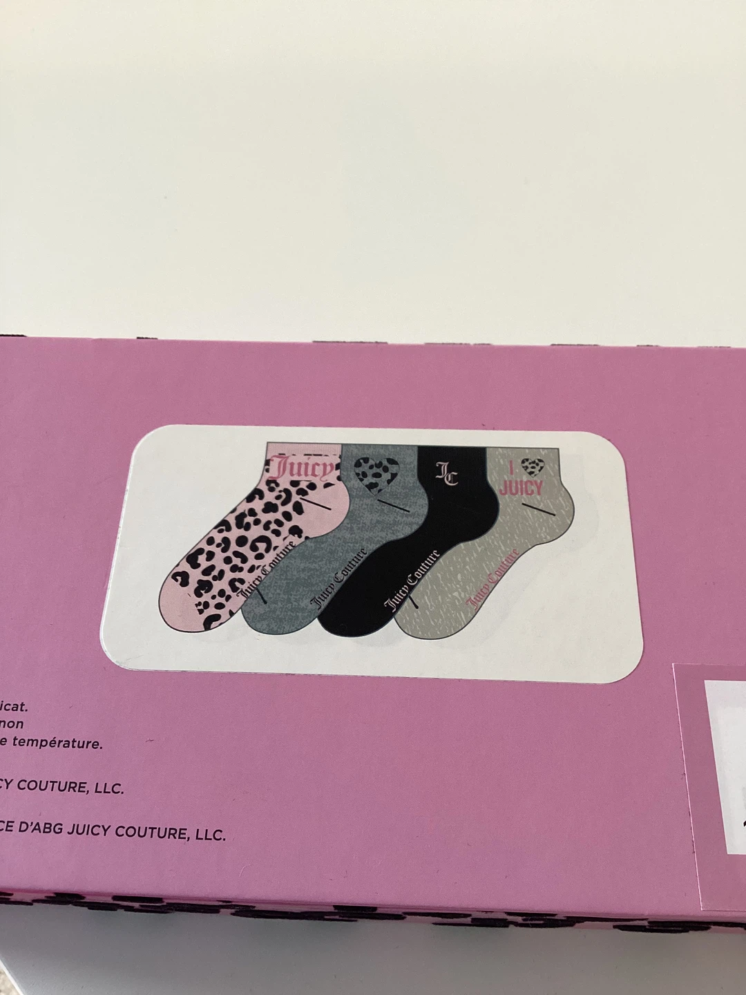 Juicy Couture 4 Quarter Socks Gift Box Set - photo 4