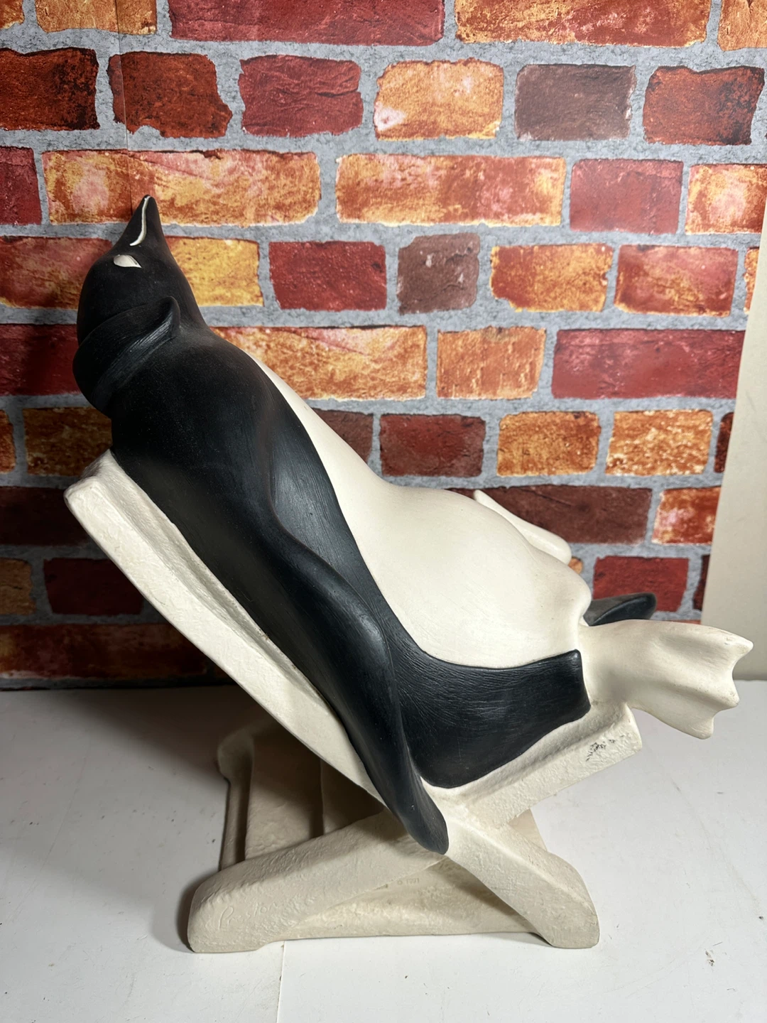 Ceramic Penguin Statue Figurine - photo 4