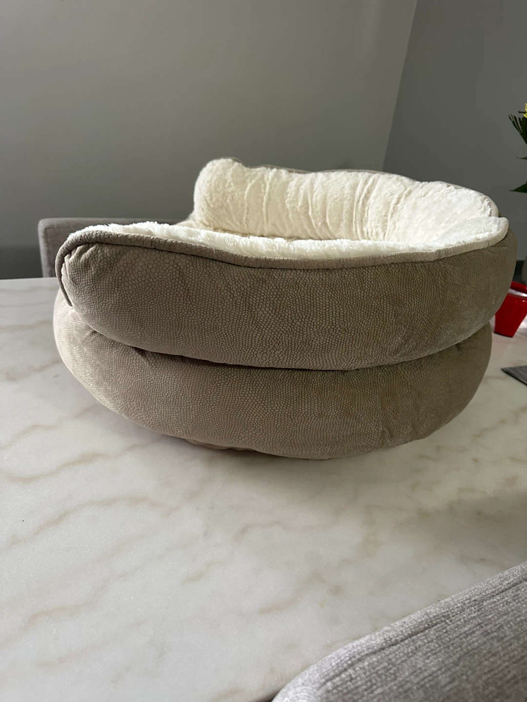 Plush Pet Bed - Taupe & Cream - photo 2