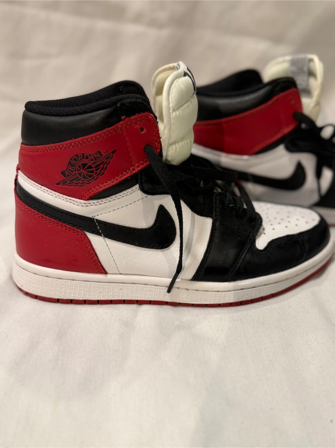 Air Jordan 1 Retro High OG "Chicago" Sneakers - photo 2