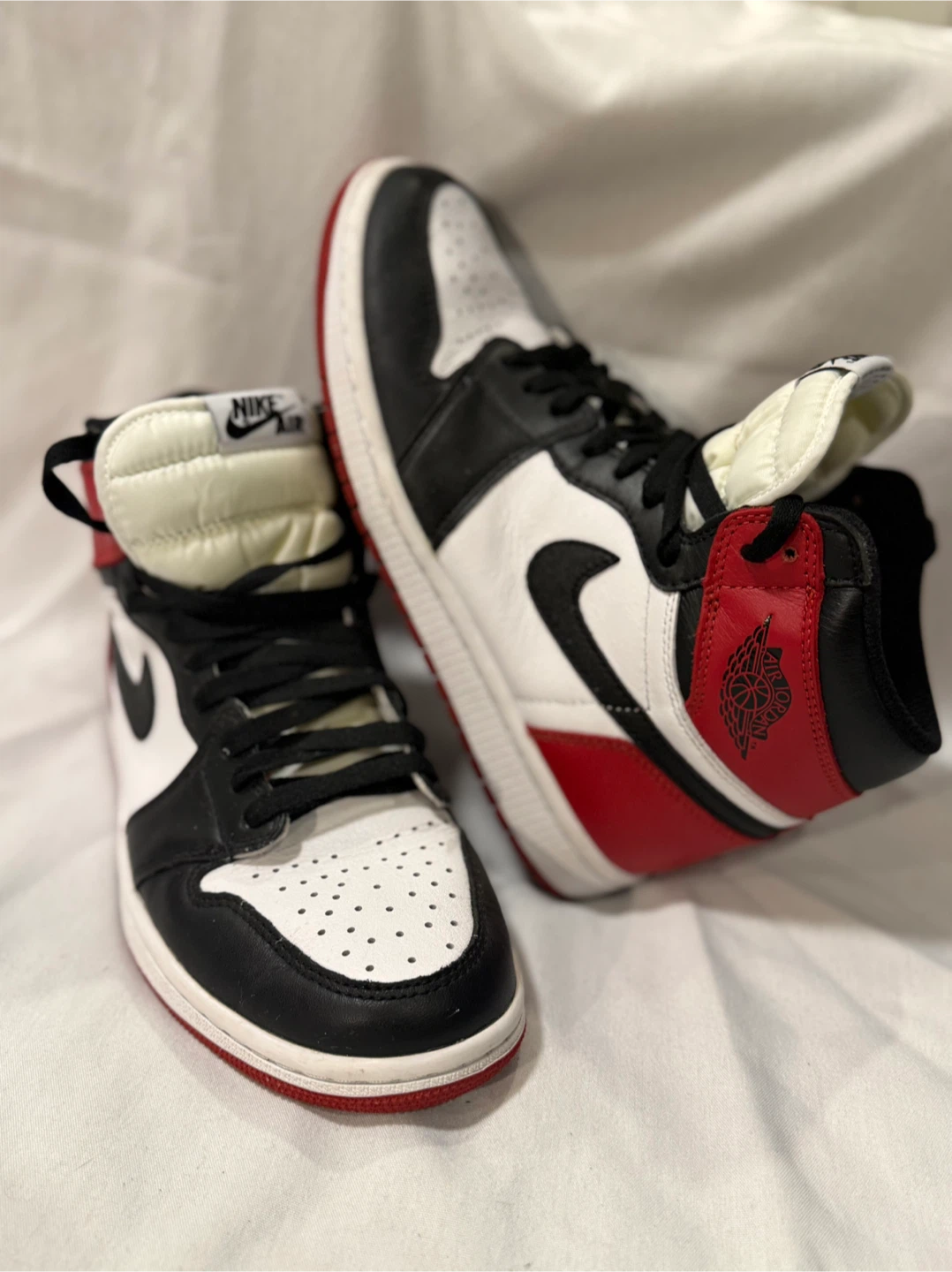 Air Jordan 1 Retro High OG "Chicago" Sneakers - photo 5