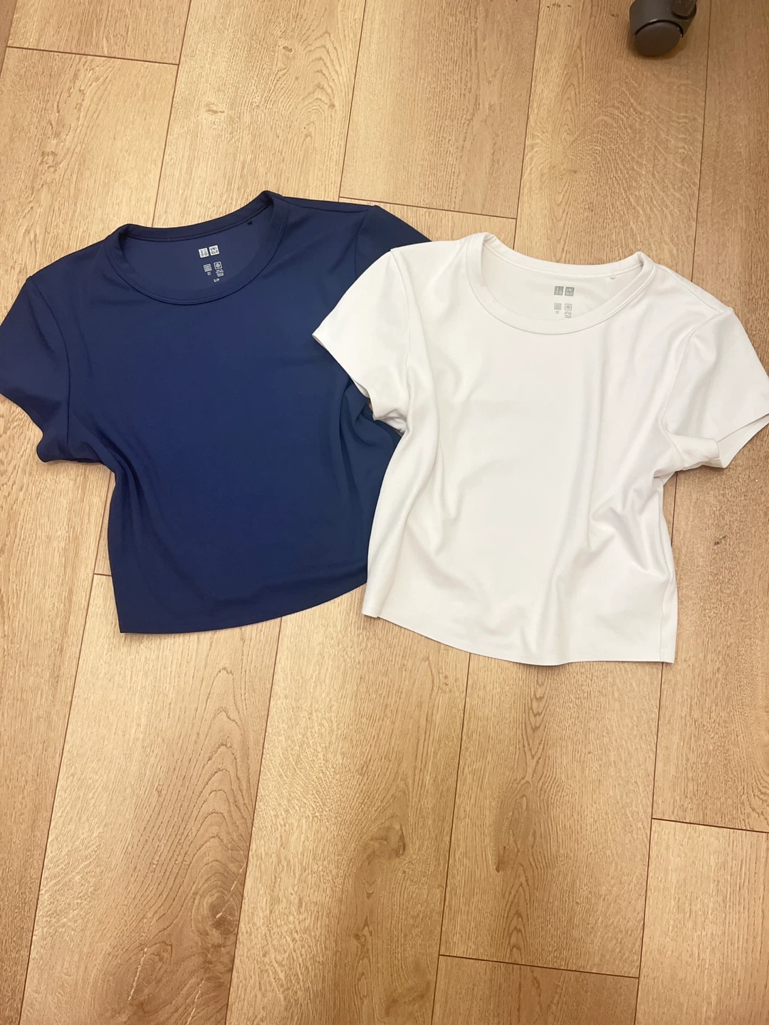 Uniqlo T-Shirts (2 Pack) - White & Navy - Size S