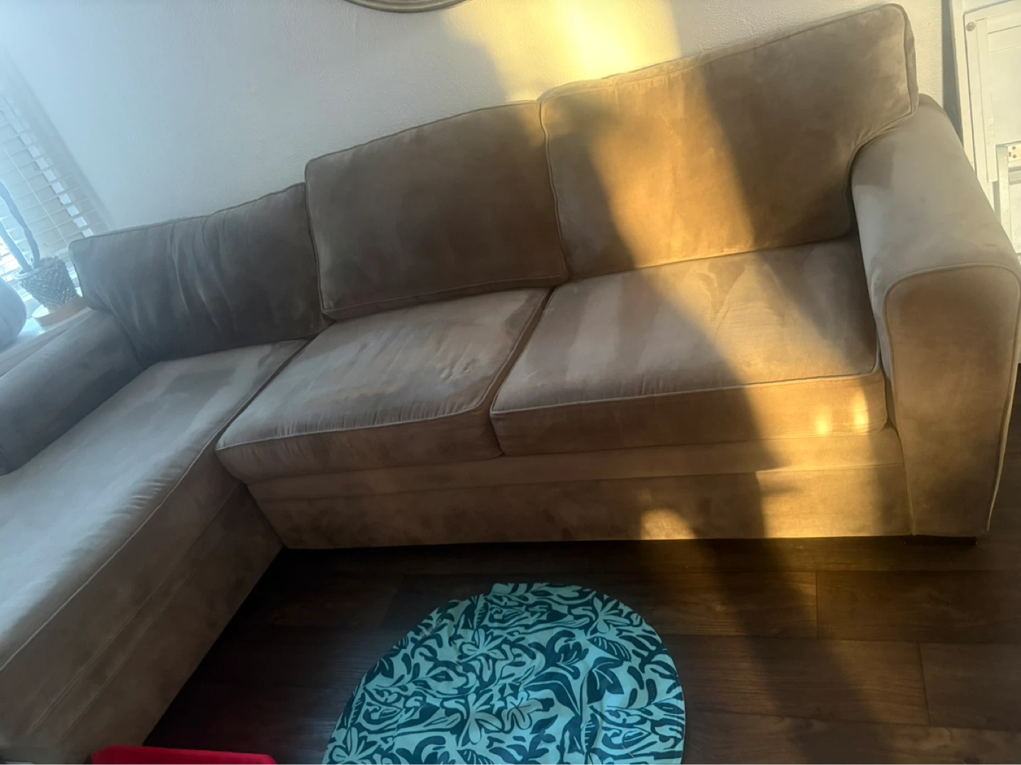 Brown Sectional Sofa with Pull-Out Bed