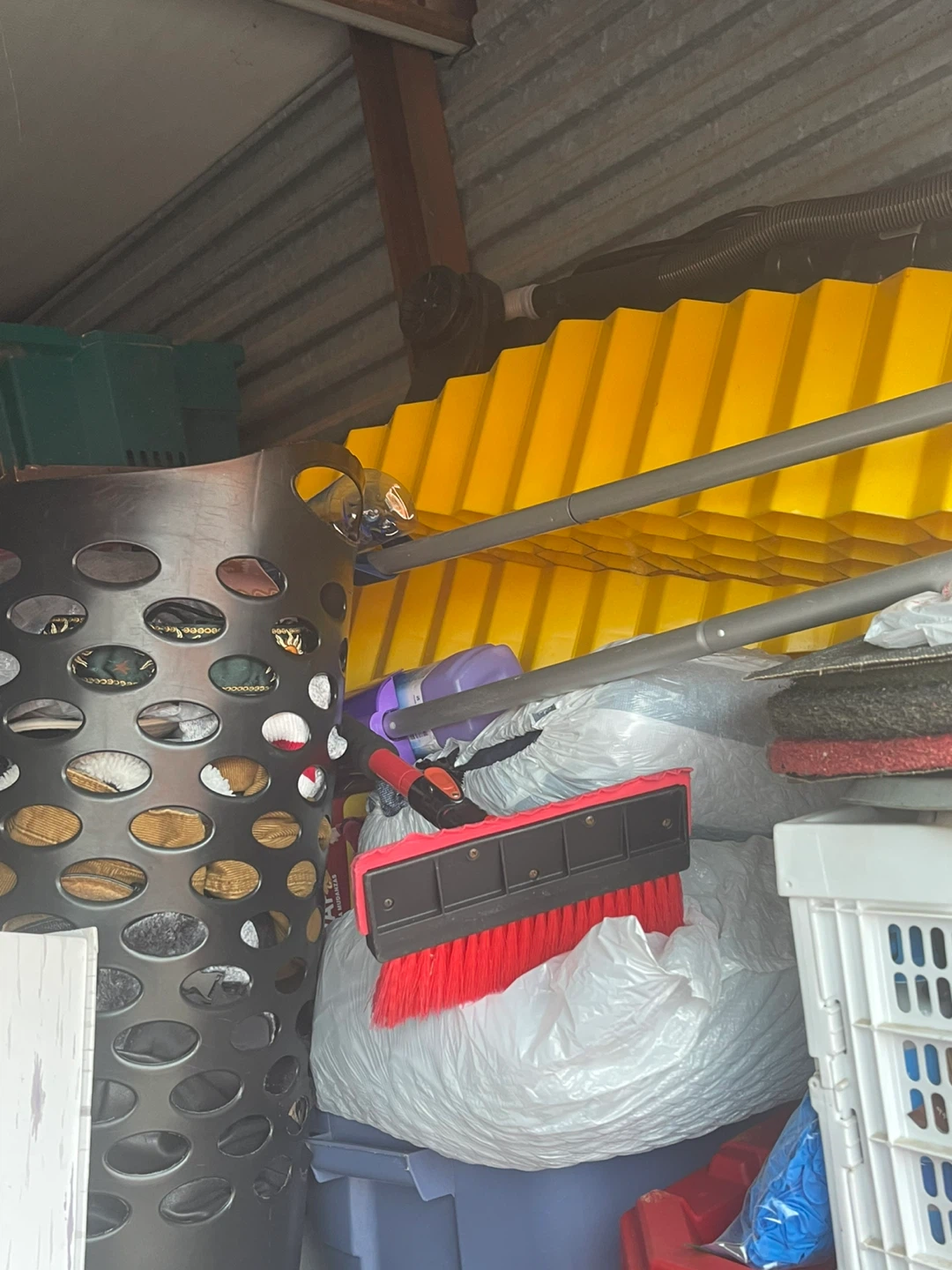 full storage, many itens - photo 2