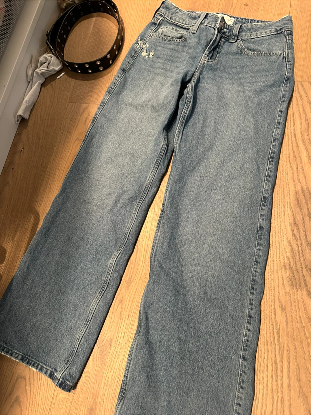 Hollister Low-Rise Baggy Jeans size W24 - photo 3