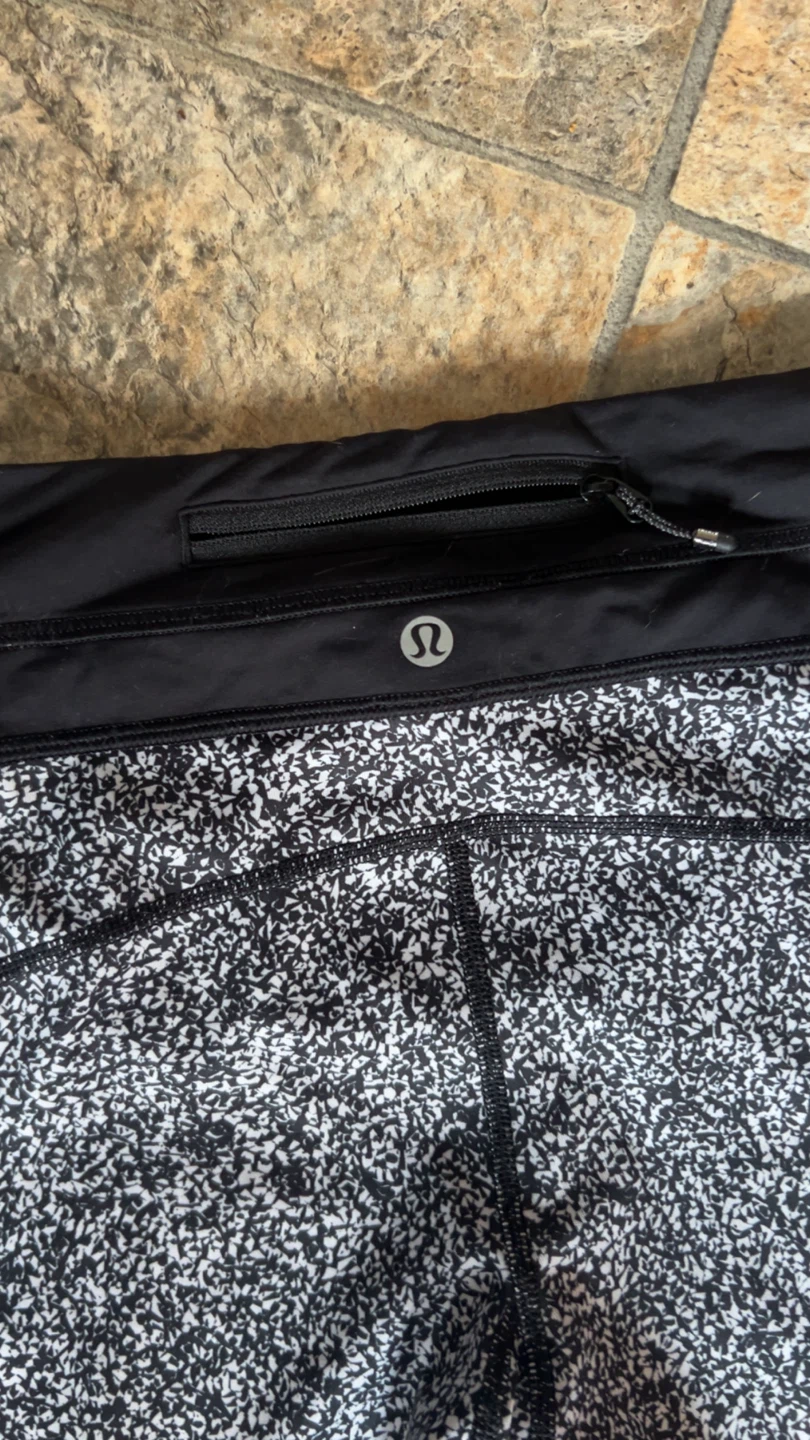 Lululemon tights - photo 2