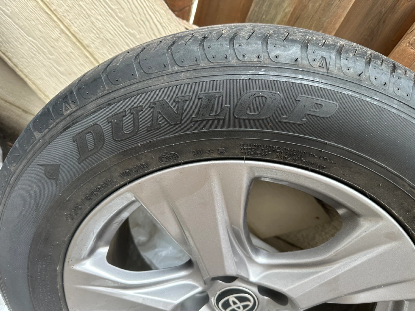 Set of 4 Dunlop Tires and Toyota Rims - photo 2