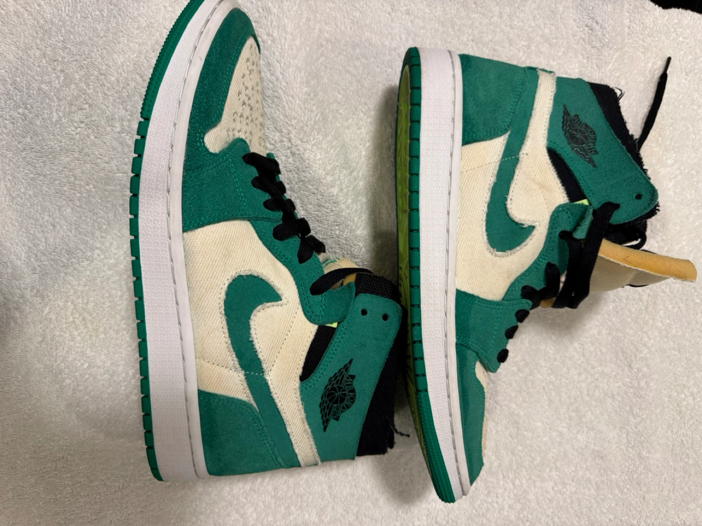 Air Jordan 1 High Zoom CMFT Sneakers - photo 4