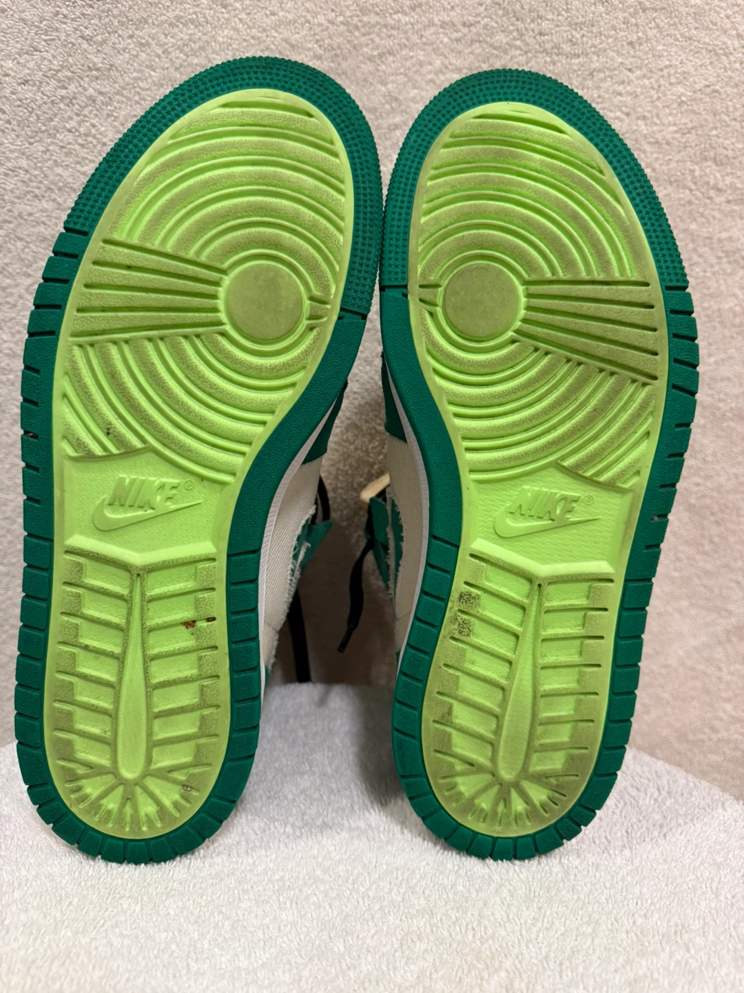 Air Jordan 1 High Zoom CMFT Sneakers - photo 2