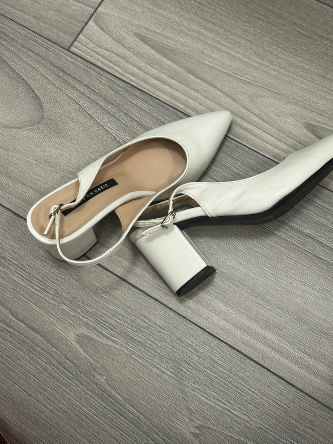 Ivory heels 235mm - photo 2