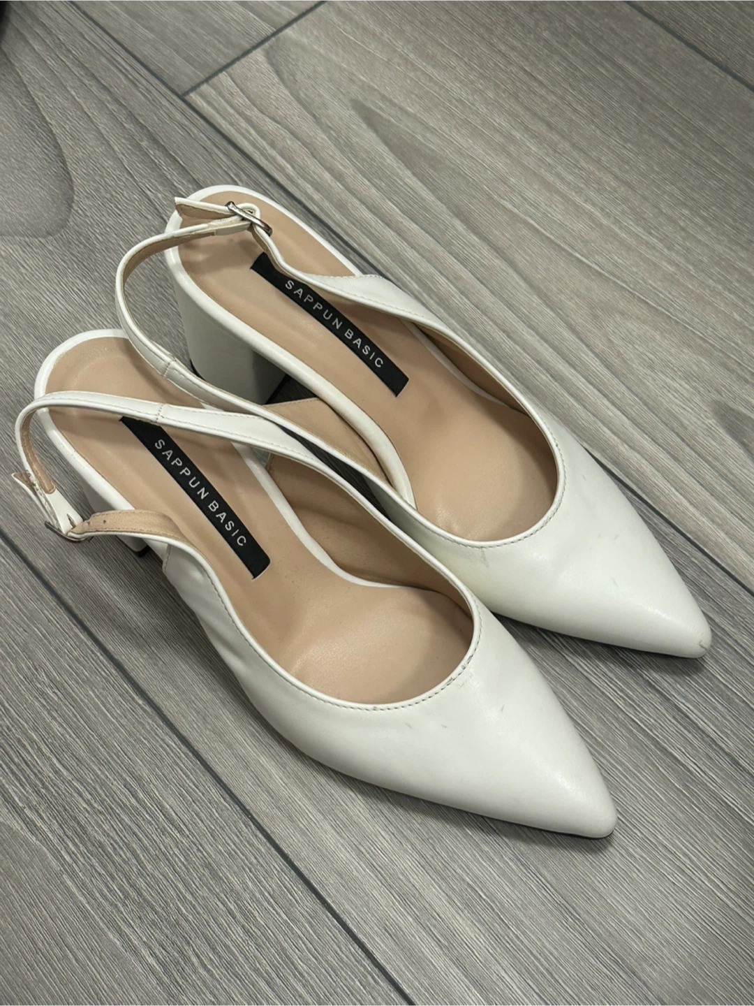 Ivory heels 235mm