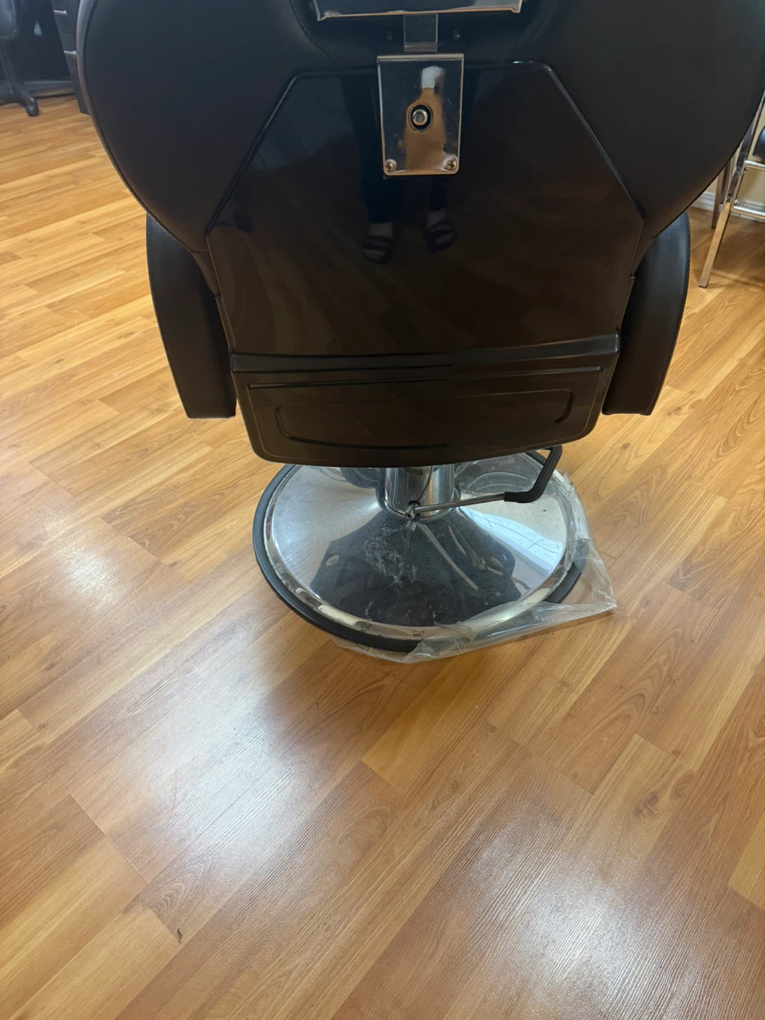 Black Barber Chair - photo 4
