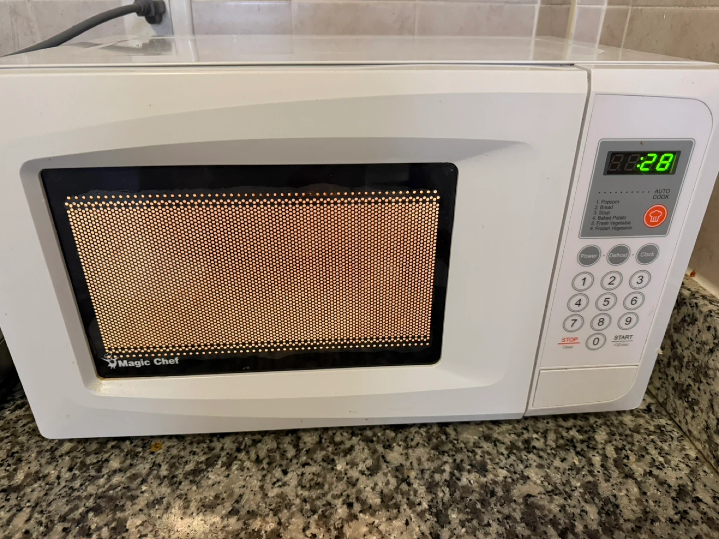 Magic Chef White Microwave - photo 5
