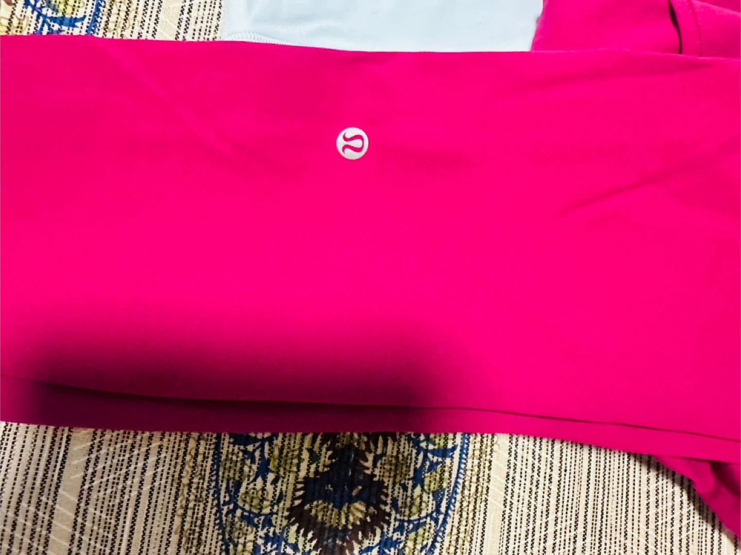 Lululemon Hot Pink Leggings Size 6 - photo 4