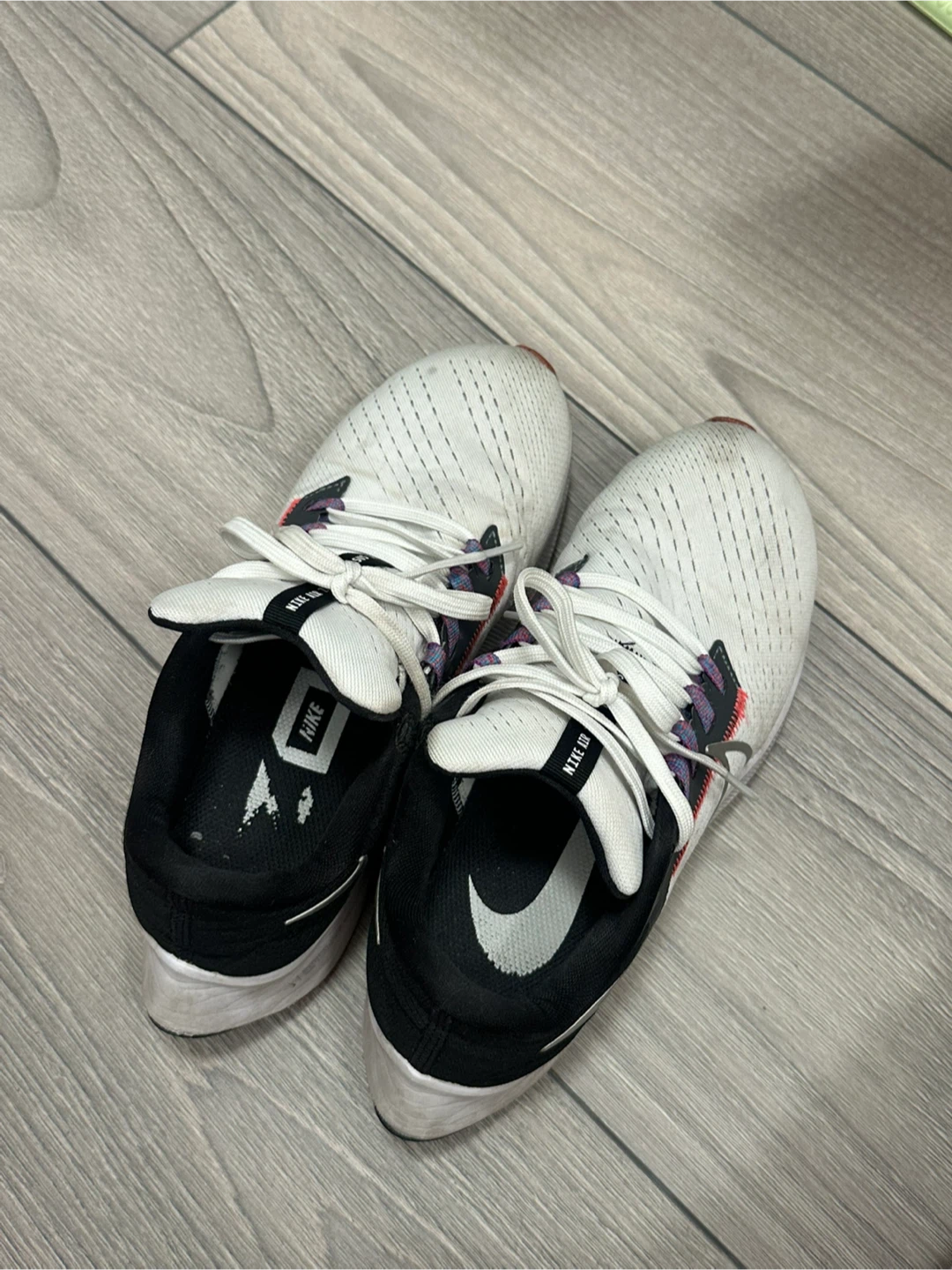 Nike pegasus women 6.5 /235mm