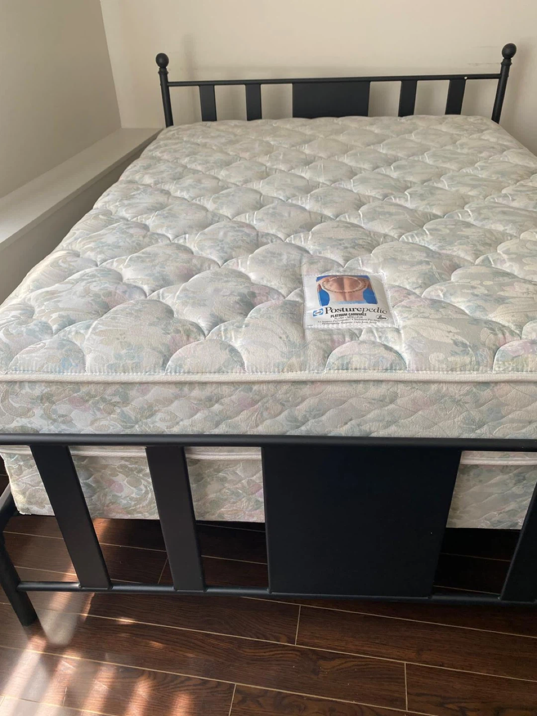 Posturepedic Platinum Canada Queen Mattress