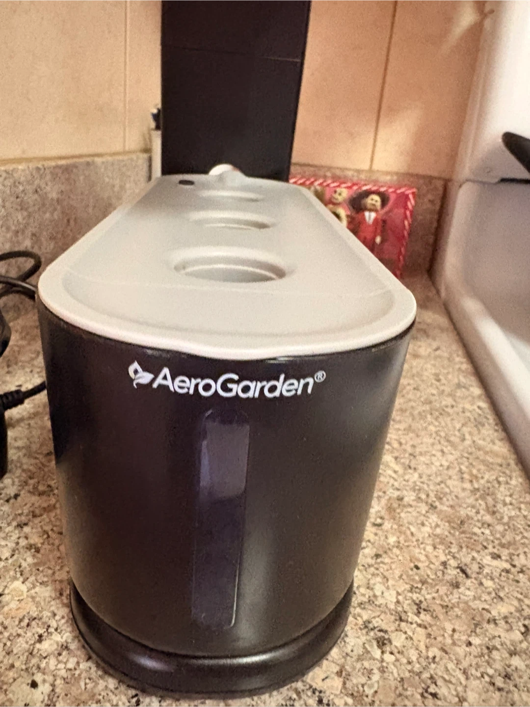 AeroGarden Sprout Indoor Garden System - Black - photo 3
