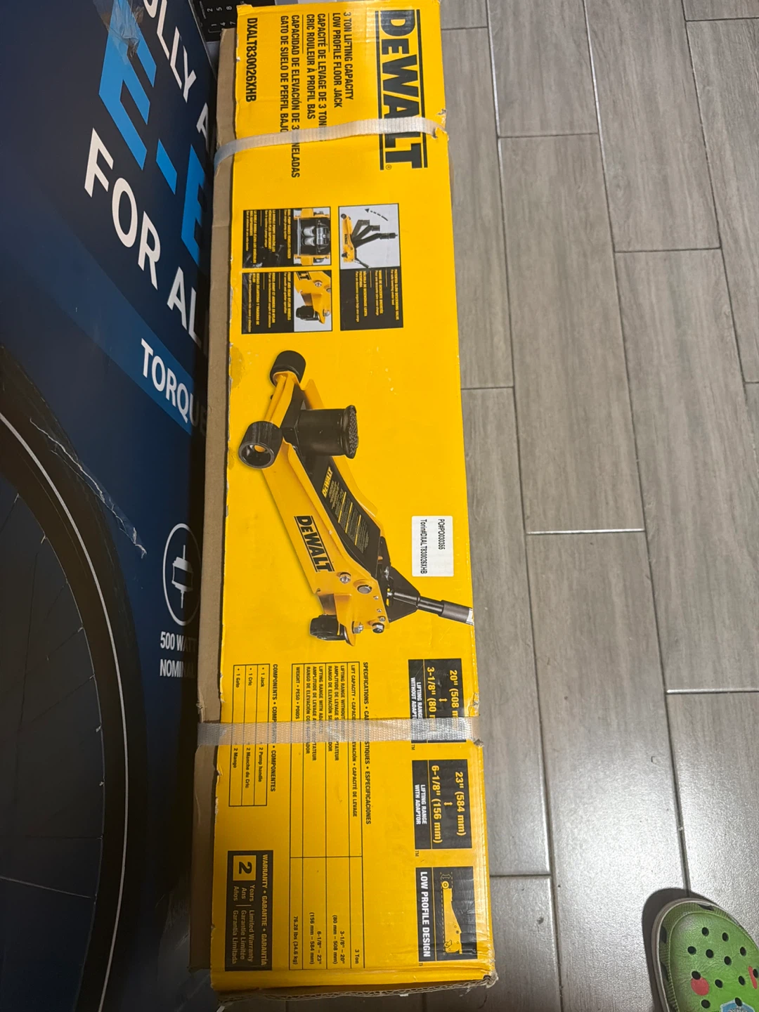 DeWalt 3 Ton Low Profile Floor Jack - photo 4