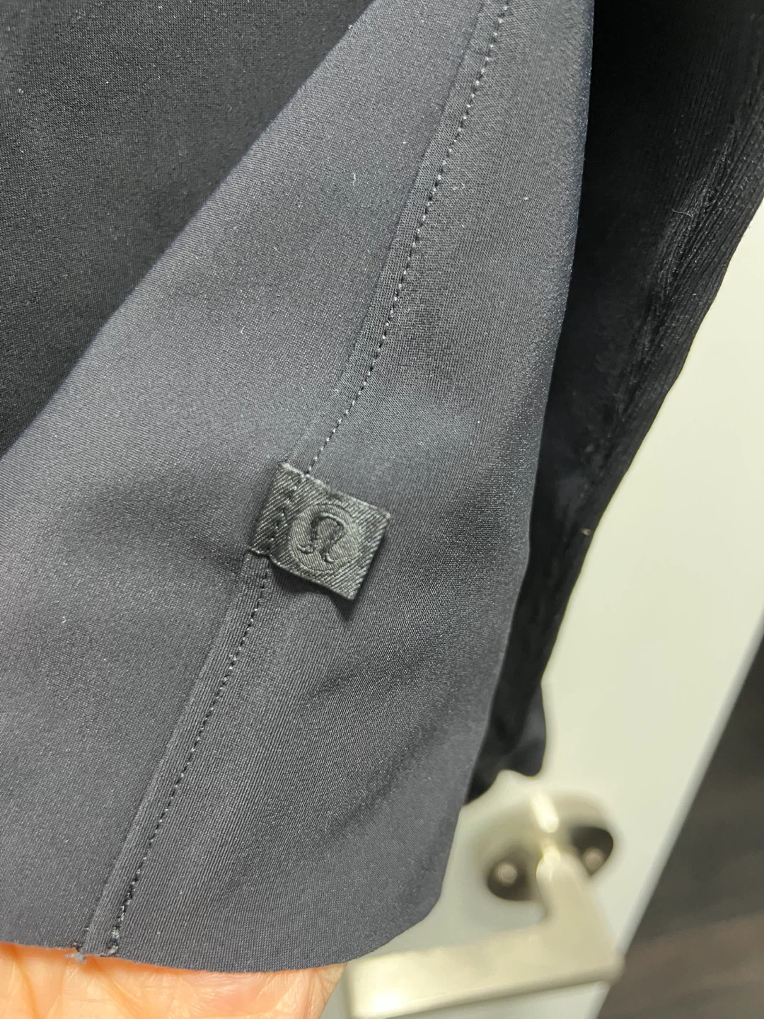 Lululemon Black Long Sleeve Top size 4 - photo 3